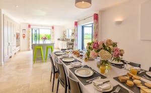 Ham Bottom - The light and airy kitchen/dining room is a very sociable space