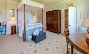 Asham House - Bedroom 1 - Spacious and homely with an en suite bathroom