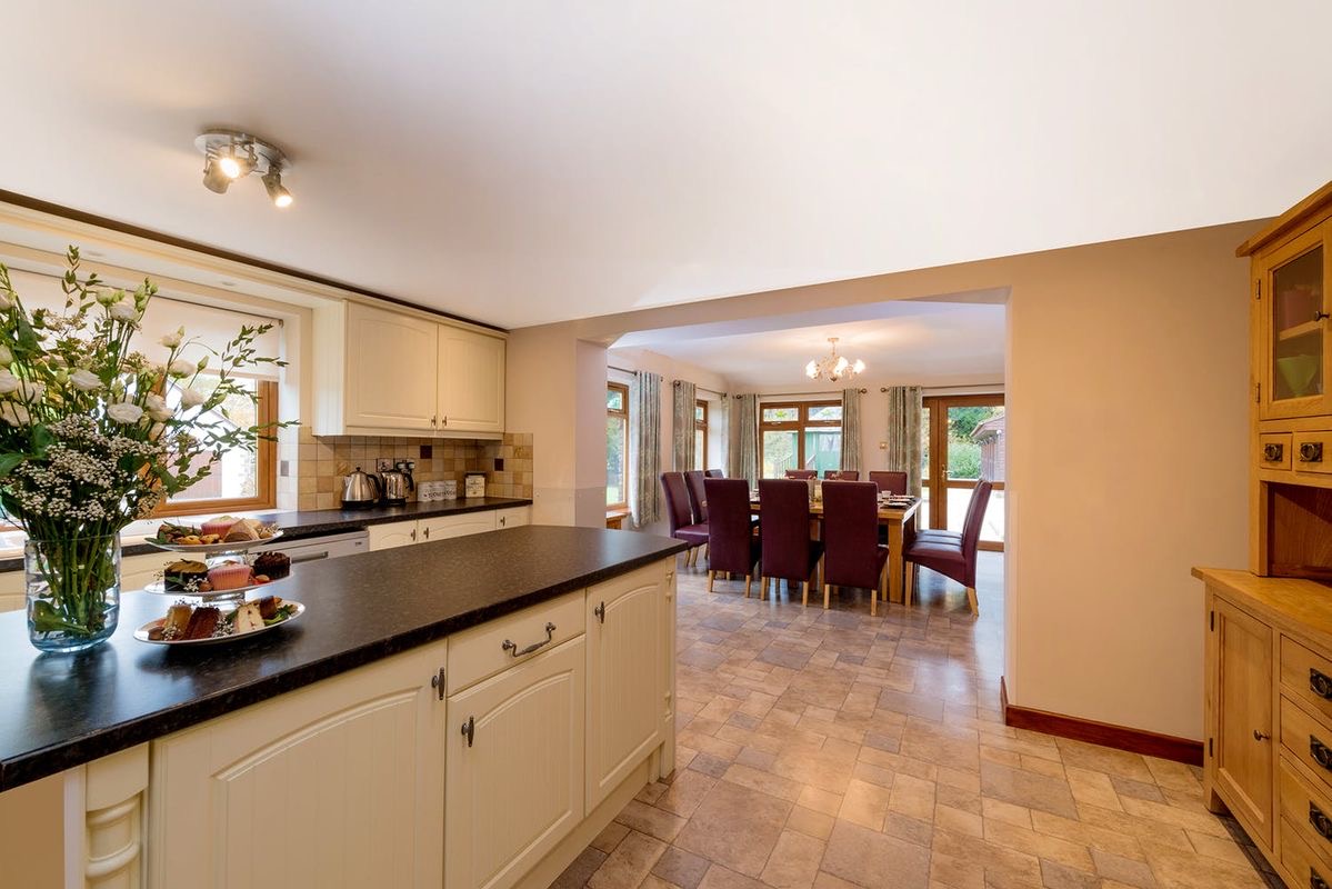 Gallery Whitehaven Gloucestershire Viney Holiday Properties