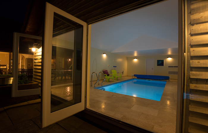 sleeps 14 in 6 en suite bedrooms with indoor pool at the foot of the quantock hills in somerset