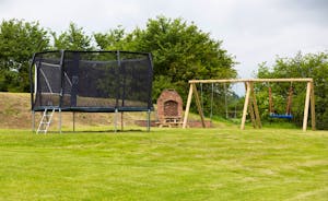 Siskins Nook, Stonehayes Farm: 15 acres of shared grounds with a children's play area