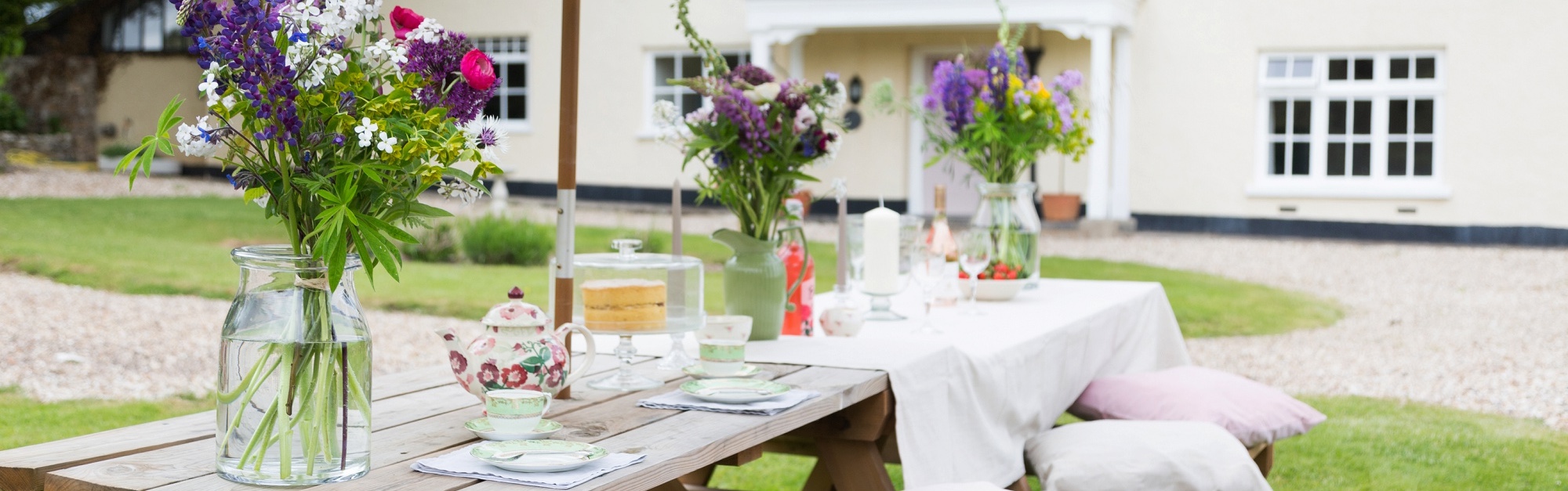 Large Holiday Cottages For Spring 2025 With a Hot Tub