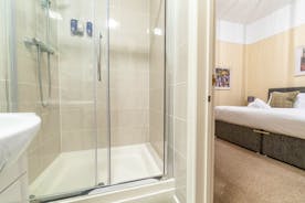 Modern shower - all rooms in Forest House holiday let are en suite. Centre of Coleford, Forest of Dean - www.bhhl.co.uk