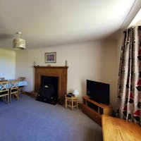 Lounge/Dining Room Lounge/Dining Room