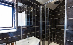 Shires - A snazzy shared bathroom for Bedrooms 2 and 3