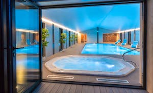 Shires - Wow! There's an amazing spa hall with a sunken hot tub, infinity pool and sauna.