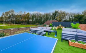 Zippity - Relax, play ping-pong, take in the views from the roof terrace