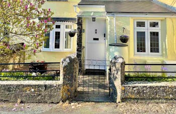 An image of 'Walmur Cottage', Devon