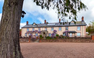 'Holiday Cottage Sleeping 16' - Holiday Ideas