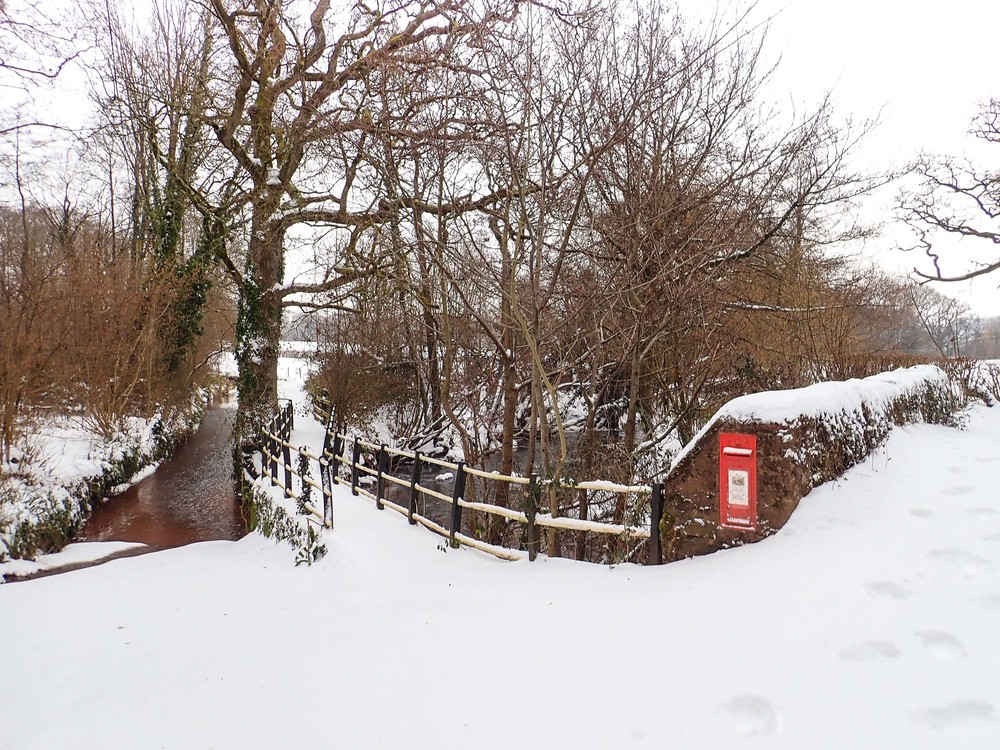 Lutely Bridge in the snow