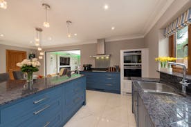 Hamble House - The kitchen is an amazing space for self catering and for private chefs to work