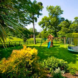 Millgrove House: Happy days all round! Millgrove House: Happy days all round!