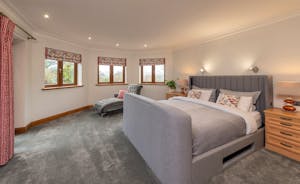 Hamble House - Bedroom 3 is a luxurious suite with an ensuite bathroom and private balcony