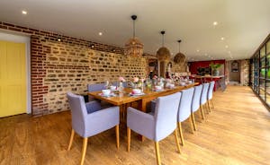 Zippity - A long dining table for happy holiday feasts - love those lampshades!