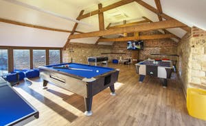 Beaverbrook 20 - An 8ft American pool table, US air hockey, table tennis and table football!
