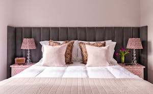 Duxhams: Soft pink adds to the relaxing feels of Bedroom 5
