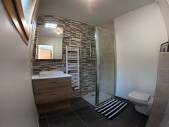 Living Floor Toilet/Shower
