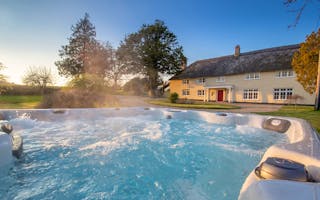 'Holiday House Sleeping Large Families' - Holiday Ideas
