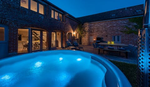 'Bean Goose Barn' - in Somerset - Large Group Accommodation