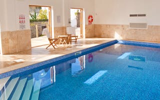 'Large Holiday Homes with Private Swimming Pools' - Holiday Ideas