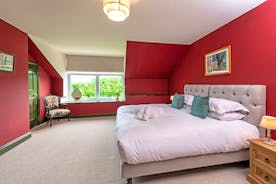 Wonham House - Rich heritage red in Bedroom 7