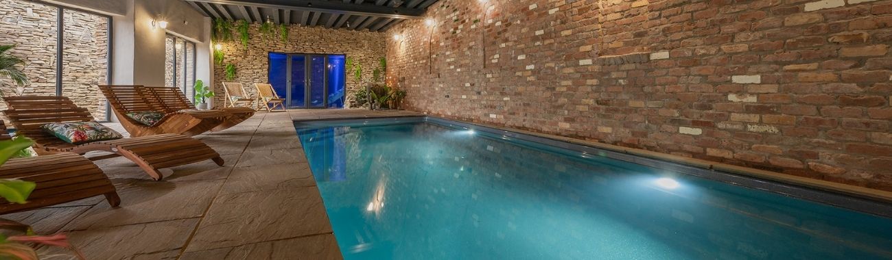 New To Boogie Barn! An Indoor Pool and Sauna! 