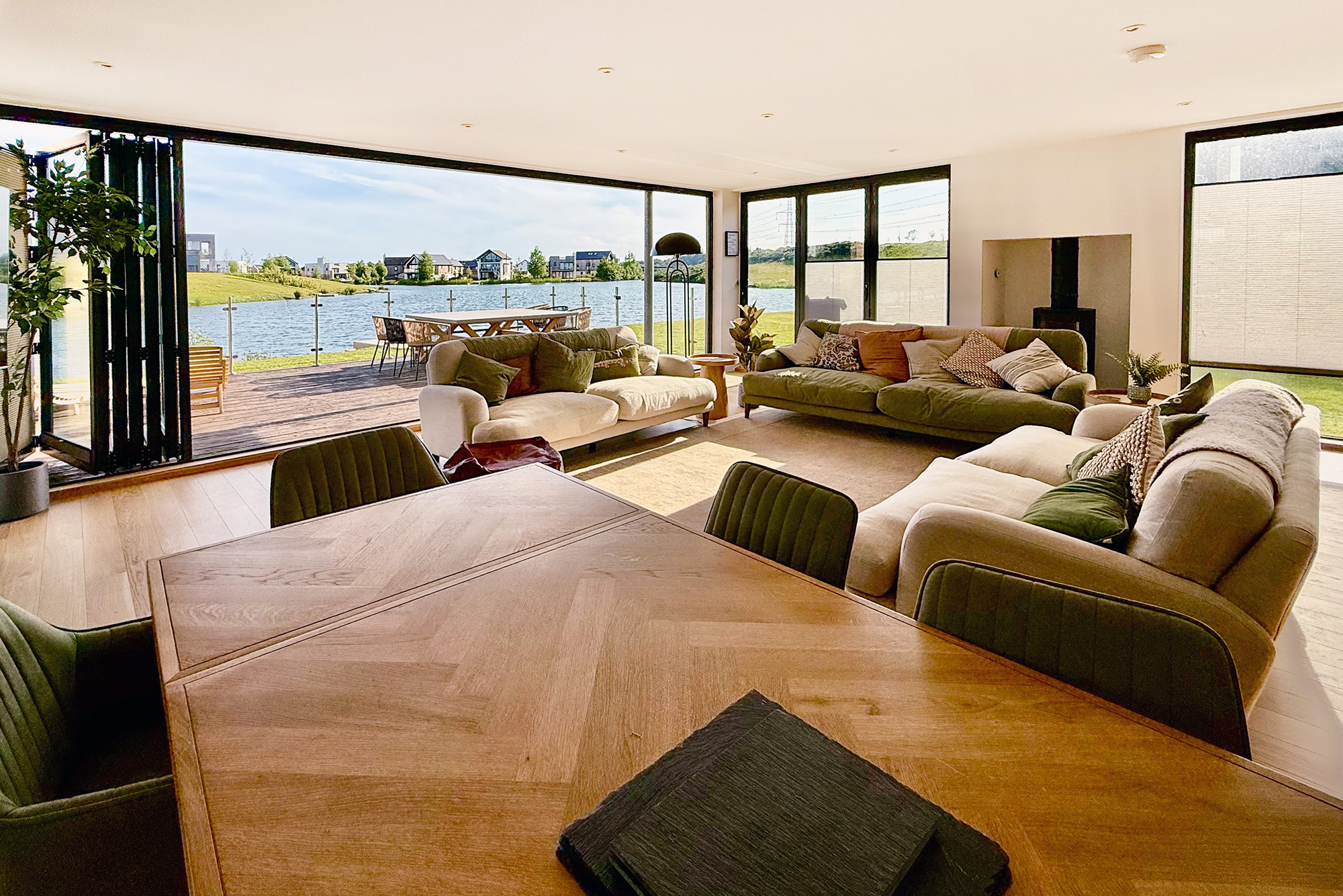 An image of 'LAKES EDGE', Dorset