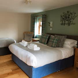 Bedroom 5 (King & Single)  Bedroom 5 (King & Single)