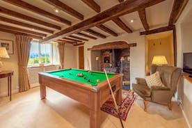 Lower Leigh - Relax over a game of snooker before dinner