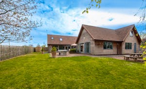 Cockercombe - Luxury holiday lodge for 14 in the West Country