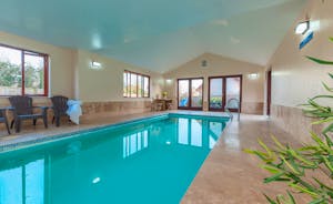 Thorncombe - Somerset - Luxury lodge sleeping 12, with a private indoor pool
