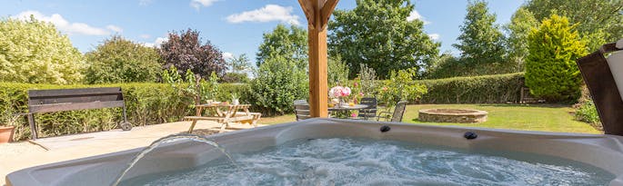 Large Group Holiday House Near Bath