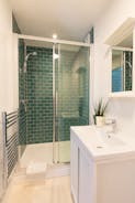The Plough - En suite shower room for Bedroom 10; fresh and modern