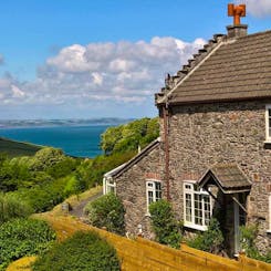 Short Breaks at Wisteria Cottage