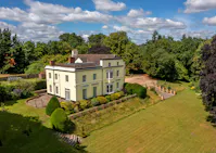 Pencraig Court holiday house rental - www.bhhl.co.uk