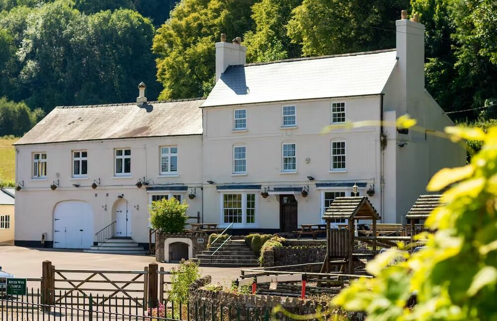 River Wye Big house rental - www.bhhl.co.uk