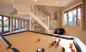 Thorncombe - Relax with a game of pool before dinner