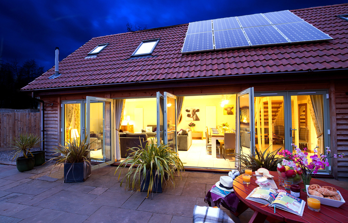 Somerset luxury lodge at the foot of the Quantock Hills, perfect for family holidays with 6 en suite rooms and an indoor pool