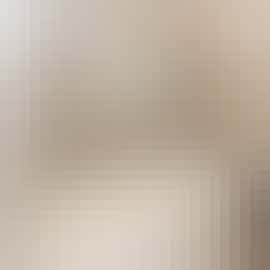 Hares Barton - Bedroom 1 has an ensuite bathroom with a P bath and overhead shower Hares Barton - Bedroom 1 has an ensuite bathroom with a P bath and overhead shower