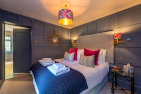Duxhams - Bedroom 4: quirky and colourful