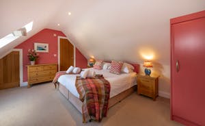 Foxcombe - Bedroom 6: super king or twin, with an ensuite shower room