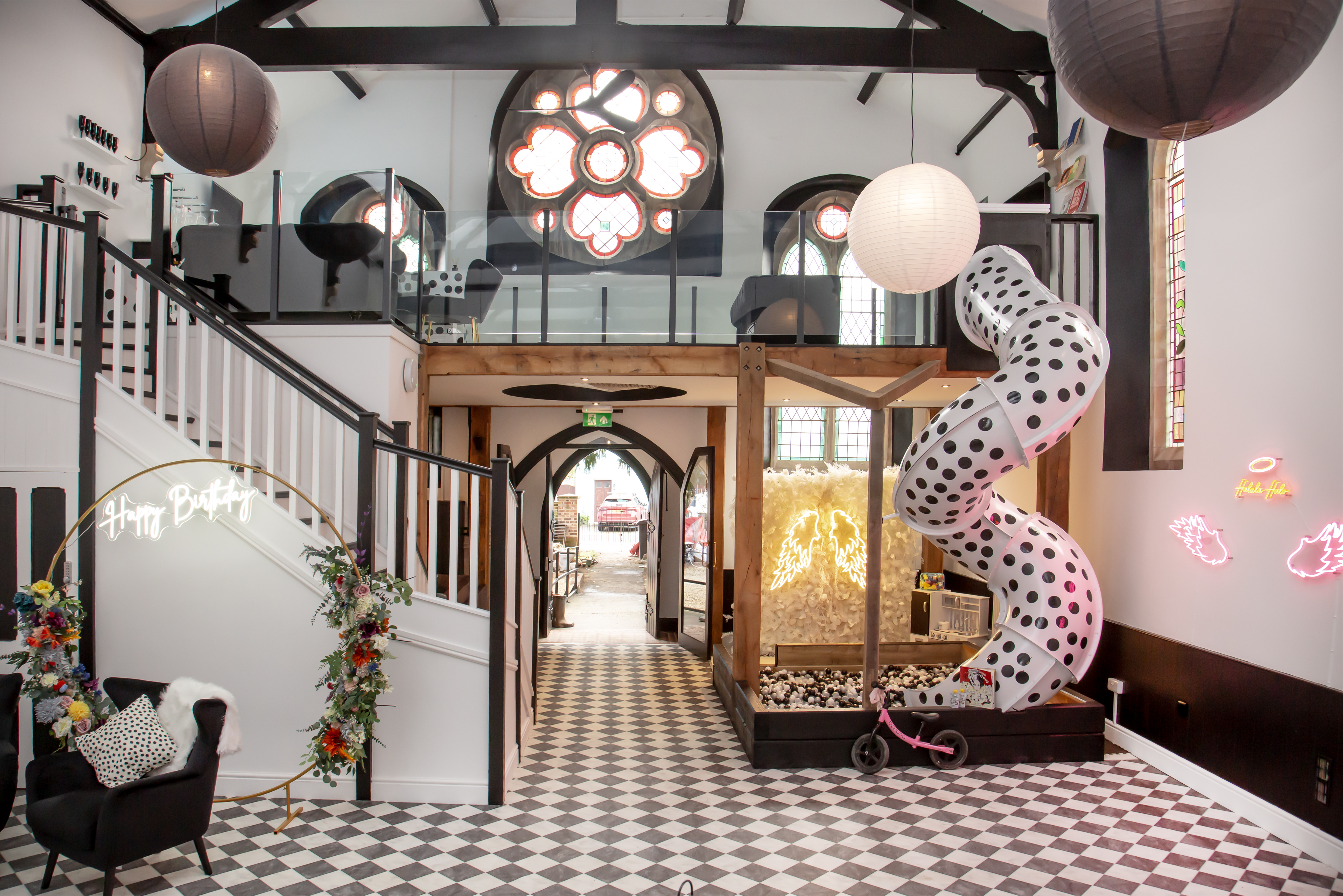 An image of '😇 Halula Halo 😇', somerset