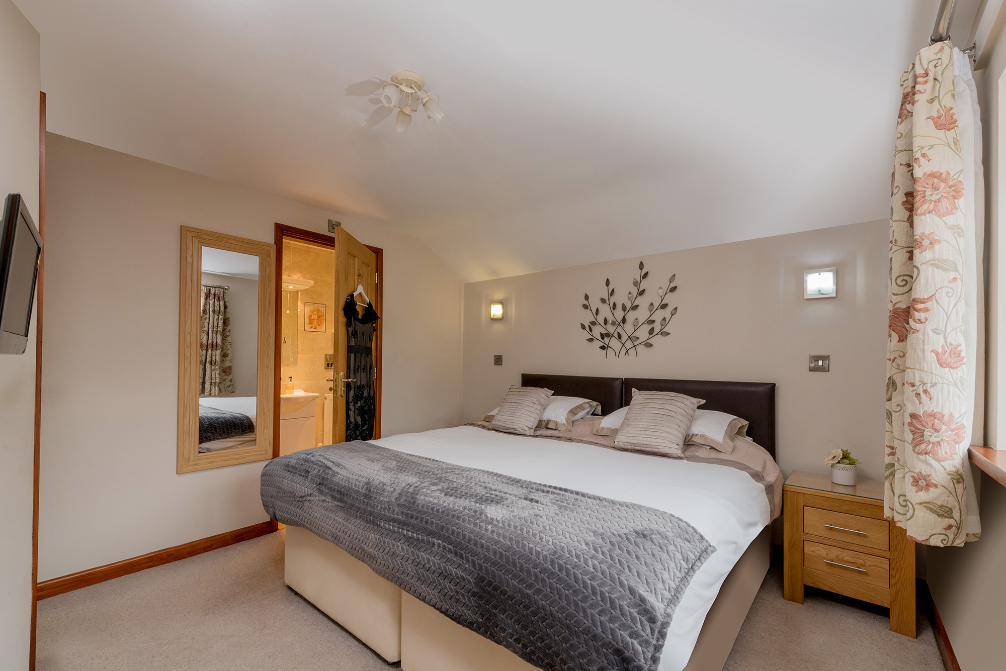 Gallery - Whitehaven | Gloucestershire | Sleeps 12