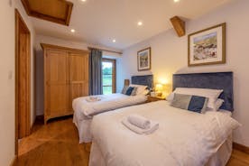 Lower Leigh - Bluebell sleeps 2 in twin beds