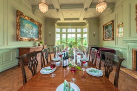 Wonham House - The dining room is the perfect setting for peaceful family celebrations