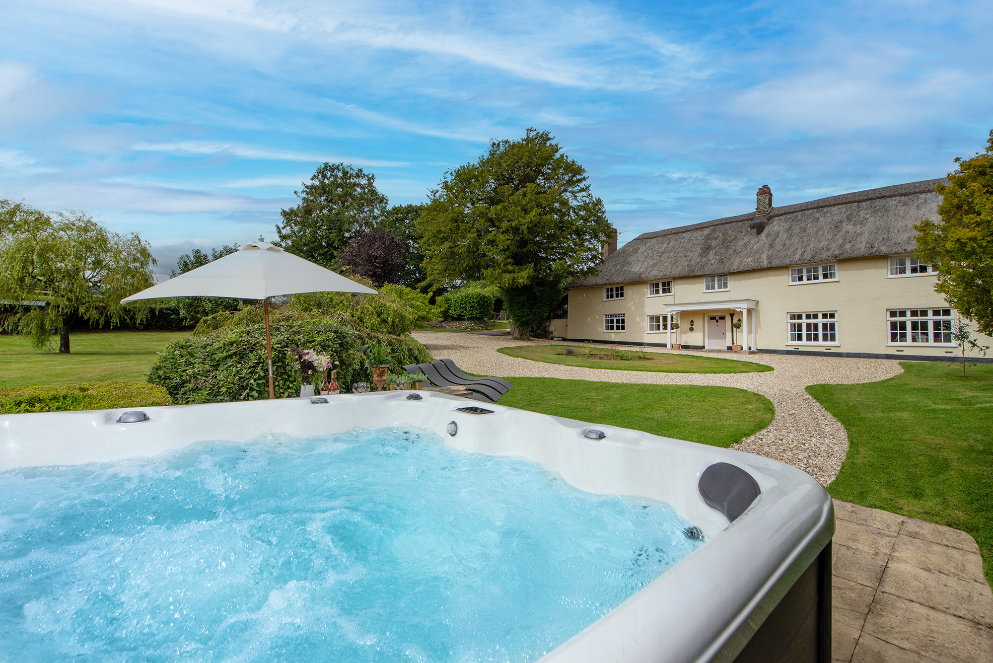 An image of 'Whispering Thatch', Devon