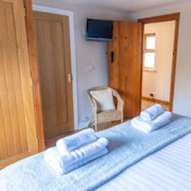 Bedroom 4  Bedroom 4