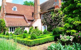 'History of Blo Norton Hall' - Holiday Ideas