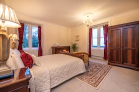 The Old Rectory - The John Vernon Bedroom - part of the Vernon Suite