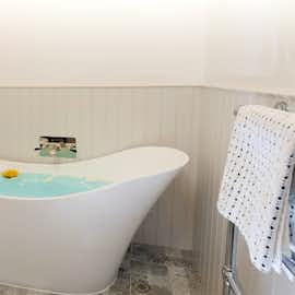 Hares Barton - A soak before turning in for the night... Hares Barton - A soak before turning in for the night...